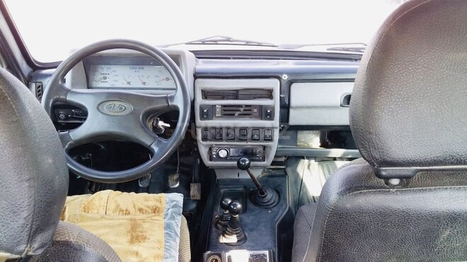LADA (VAZ) Niva 2002, 178,000 km - 1.7 l - Lerik