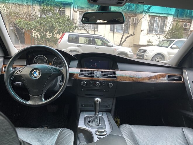 BMW 525 2004, 245,000 km - 2.5 л - Bakı