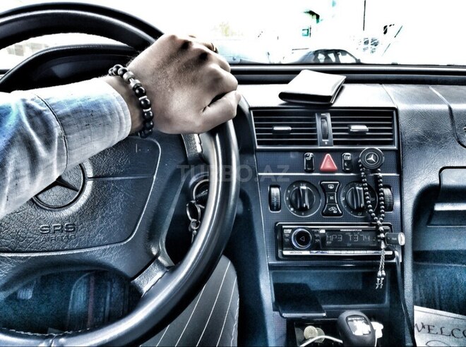 Mercedes C 180 1998, 34,000 km - 1.8 л - Gəncə