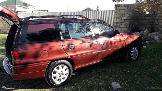 Opel Astra 1997, 655,900 km - 1.6 л - Şabran