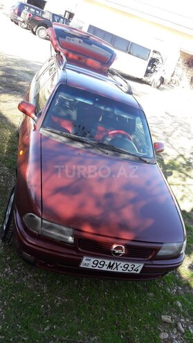 Opel Astra 1997, 655,900 km - 1.6 л - Şabran