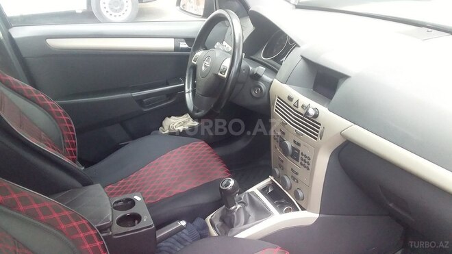 Opel Astra 2008, 232,000 km - 1.3 l - Bakı