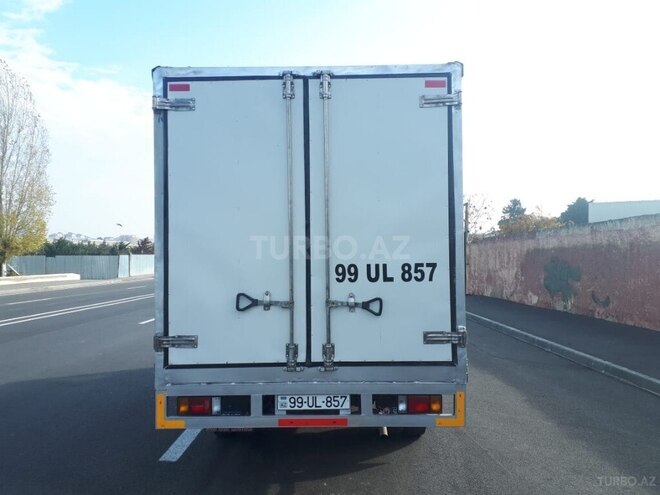 Isuzu  2011, 215,500 km - 4.6 l - Bakı