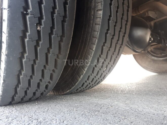 Isuzu  2011, 215,500 km - 4.6 l - Bakı