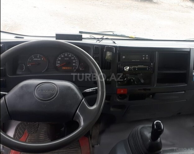 Isuzu  2011, 215,500 km - 4.6 l - Bakı