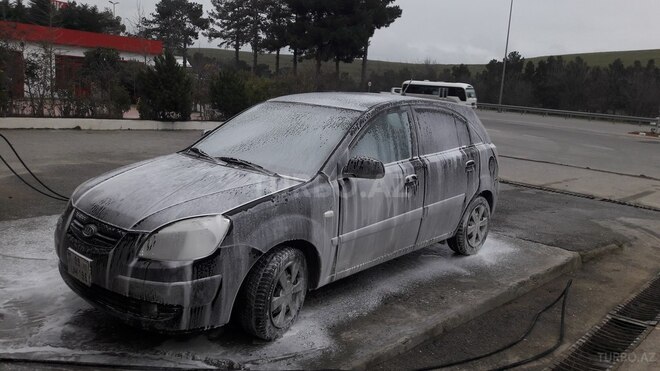Kia Rio 2006, 14,000 km - 14.0 l - Bakı