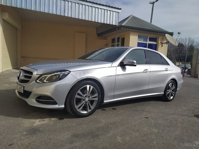 Mercedes E 220 2013, 170,000 km - 2.2 l - Bakı