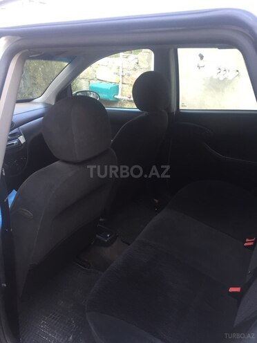 Ford Focus 2000, 378,000 km - 1.8 l - Bakı