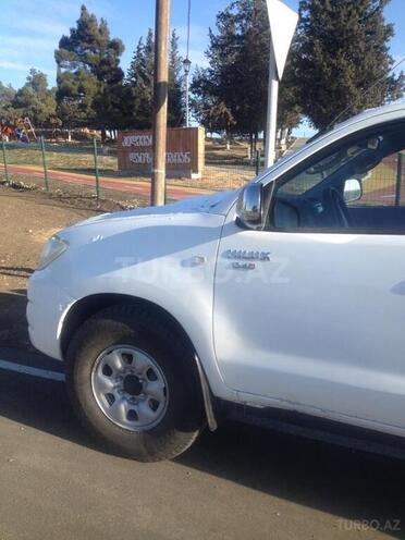 Toyota Hilux 2008, 200,000 km - 2.5 л - Bakı