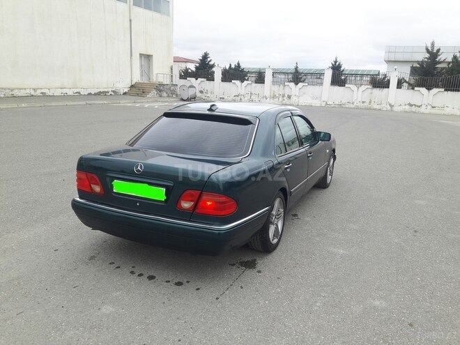 Mercedes E 230 1997, 386,200 km - 2.3 l - Bakı