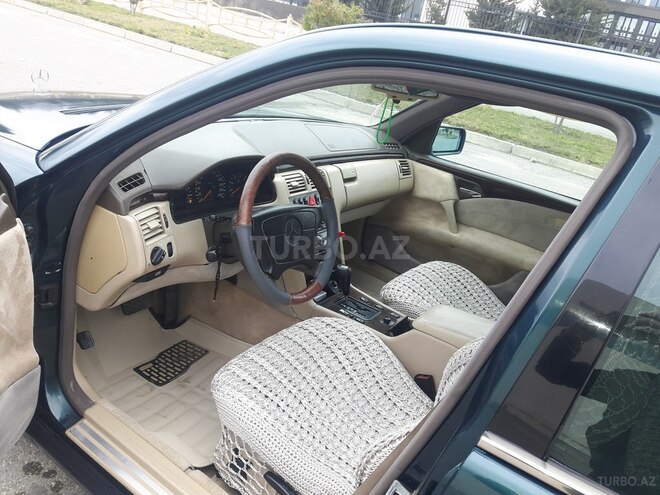 Mercedes E 230 1997, 386,200 km - 2.3 l - Bakı