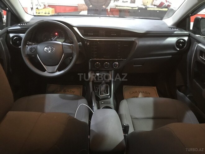 Toyota Corolla 2017, 50,000 km - 1.6 l - Bakı