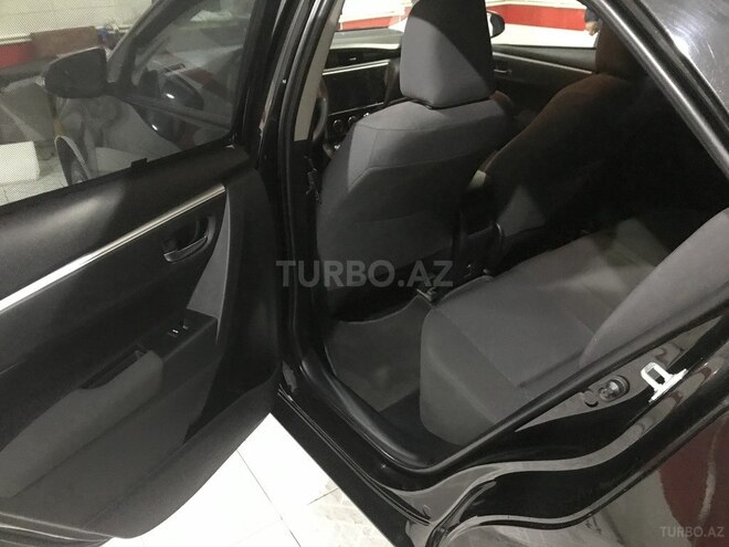 Toyota Corolla 2017, 50,000 km - 1.6 l - Bakı