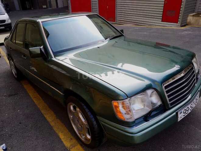 Mercedes E 220 1994, 222,000 km - 0.2 l - Bakı
