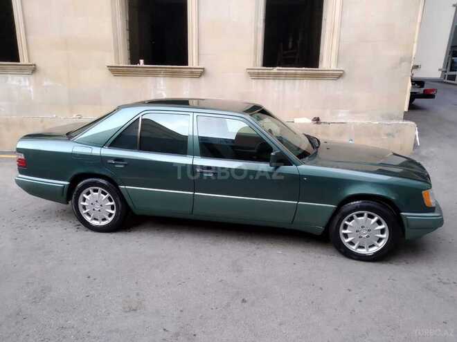 Mercedes E 220 1994, 222,000 km - 0.2 l - Bakı