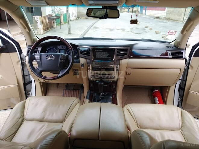 Lexus LX 570 2010, 150,000 km - 5.7 л - Bakı