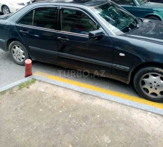 Mercedes E 200 1996, 223,000 km - 2.0 l - Bakı