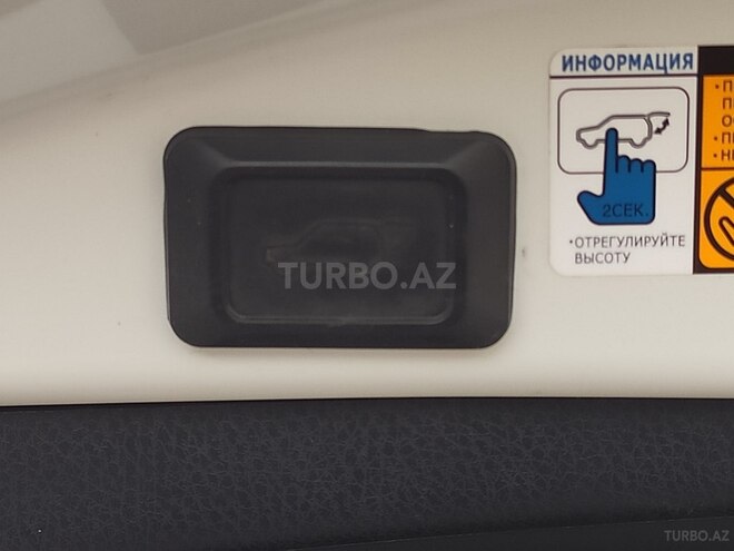 Toyota RAV4 2013, 212,000 km - 2.0 л - Bakı
