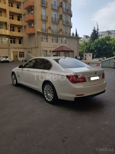 BMW 750 2011, 139,000 km - 4.4 l - Bakı