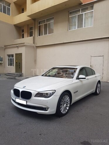 BMW 750 2011, 139,000 km - 4.4 l - Bakı