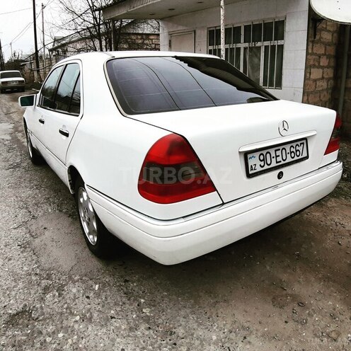 Mercedes C 180 1995, 512,000 km - 1.8 л - Quba