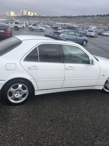 Mercedes C 230 1999, 278,000 km - 2.3 l - Bakı