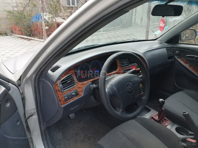 Hyundai Elantra 2001, 210,000 km - 2.0 l - Bakı