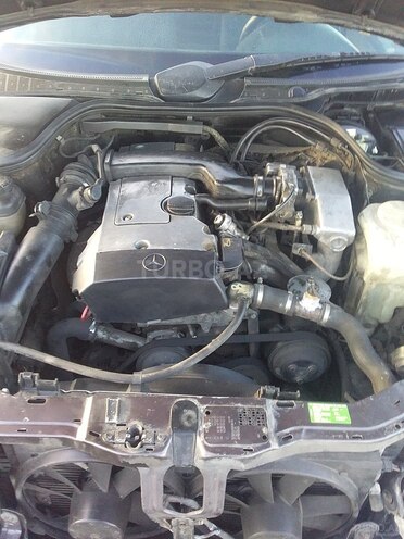 Mercedes C 200 1994, 200,000 km - 2.0 l - Gəncə