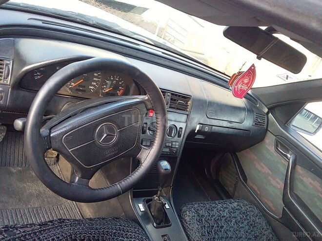 Mercedes C 200 1994, 200,000 km - 2.0 l - Gəncə