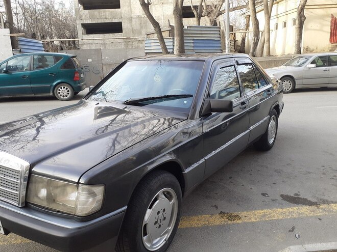Mercedes 190 1989, 5,000 km - 5.0 л - Bakı