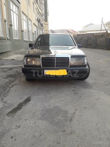 Mercedes E 200 1992, 256,000 km - 2.0 l - Bakı