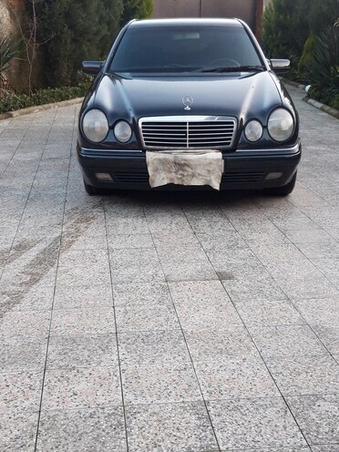Mercedes E 200 1998, 435,914 km - 2.0 l - Lənkəran