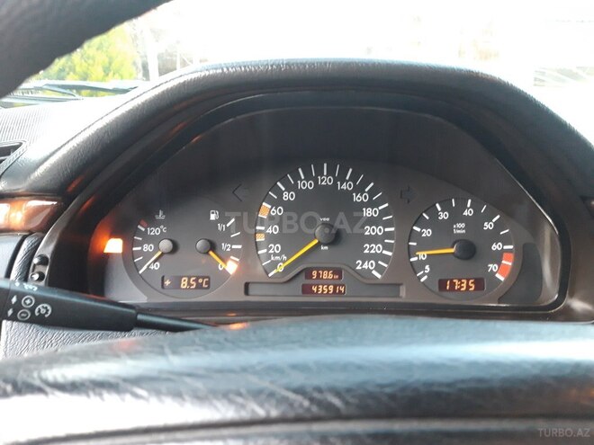 Mercedes E 200 1998, 435,914 km - 2.0 l - Lənkəran