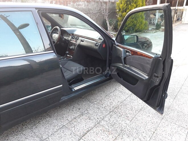 Mercedes E 200 1998, 435,914 km - 2.0 l - Lənkəran