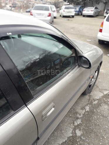 Opel Vectra 1996, 200,000 km - 2.0 l - Bakı