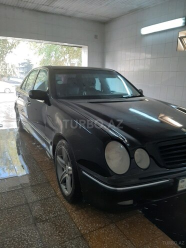 Mercedes E 320 2001, 240,000 km - 3.2 l - Bakı