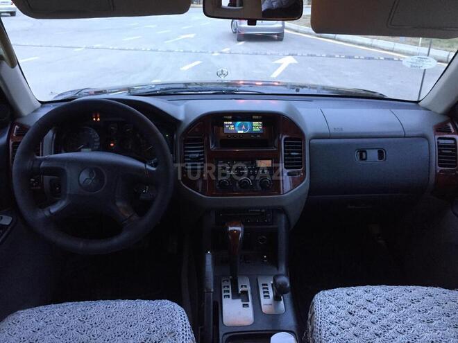Mitsubishi Pajero 2007, 350,000 km - 3.0 л - Masallı