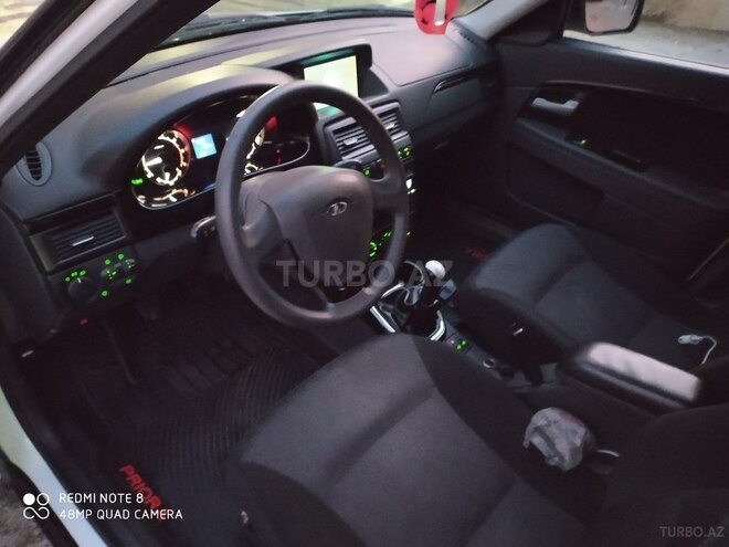 LADA (VAZ) Priora 2017, 110,000 km - 1.6 l - Bakı
