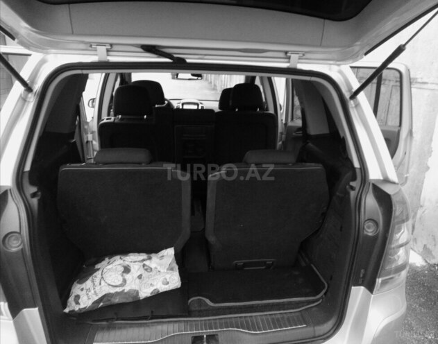 Opel Zafira 2009, 177,000 km - 1.5 l - Bakı