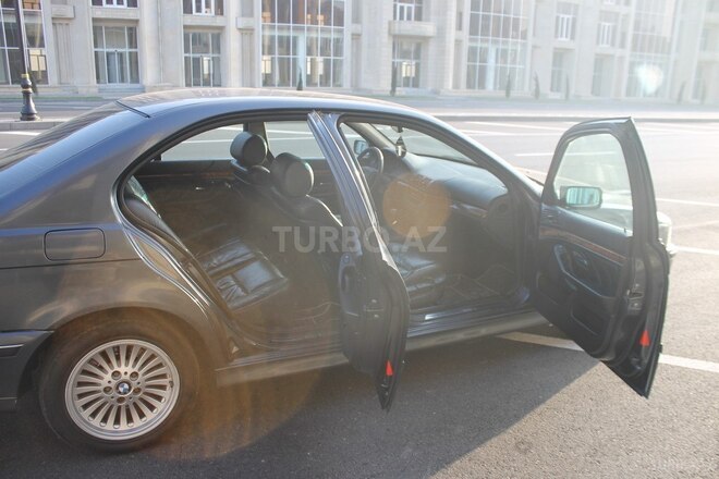BMW 528 1996, 530,000 km - 2.8 l - Bakı