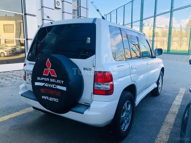 Mitsubishi Pajero io 2002, 217,888 km - 2.0 l - Bakı
