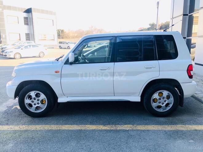 Mitsubishi Pajero io 2002, 217,888 km - 2.0 l - Bakı