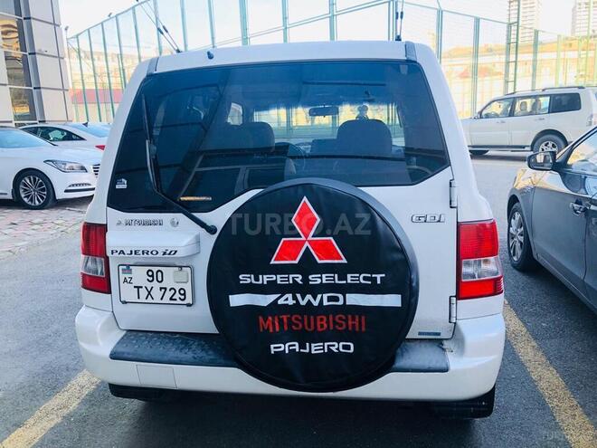 Mitsubishi Pajero io 2002, 217,888 km - 2.0 l - Bakı
