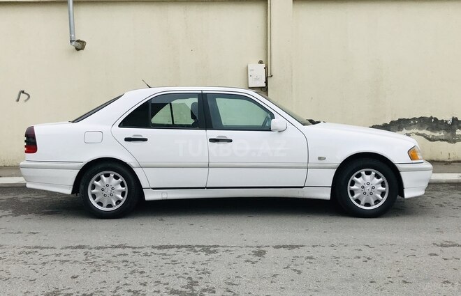 Mercedes C 180 1998, 212,456 km - 1.8 л - Bakı