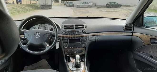Mercedes E 220 2005, 270,000 km - 2.2 л - Bakı