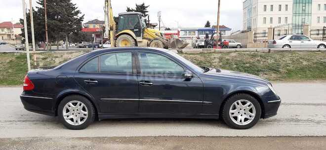 Mercedes E 220 2005, 270,000 km - 2.2 л - Bakı