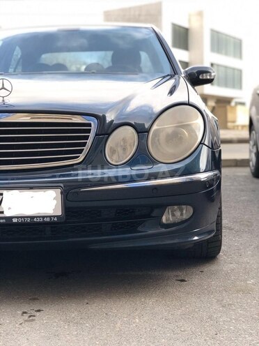 Mercedes E 220 2005, 270,000 km - 2.2 л - Bakı