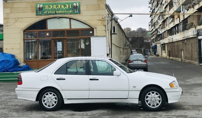 Mercedes C 180 1998, 212,456 km - 1.8 л - Bakı