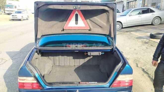 Mercedes E 220 1994, 390,000 km - 2.2 л - Bakı