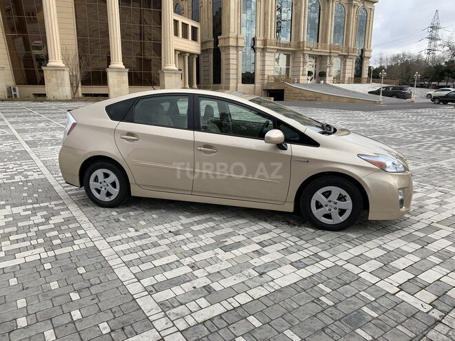 Toyota Prius 2011, 169,800 km - 1.8 l - Bakı